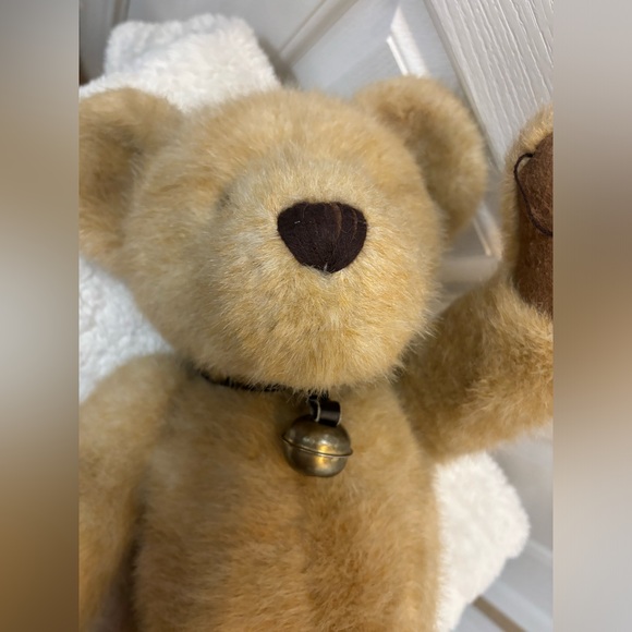 Boyd’s Conjoined Bear Griffin Bearsly 20” With Leather Brass Studded Bell Collar - Picture 11 of 13